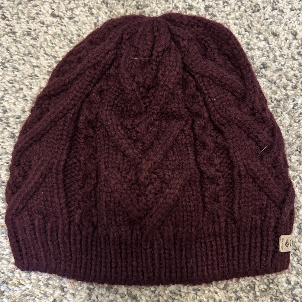 NEW Columbia Knit Thermal Beanie